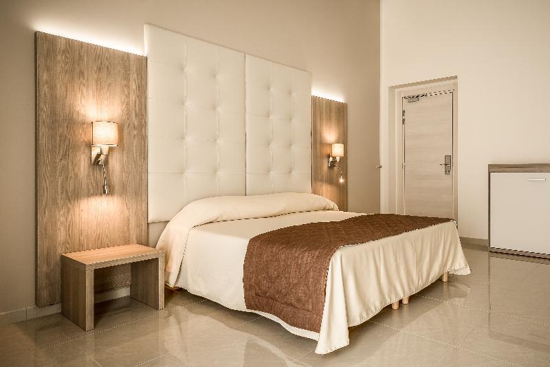 Bel Hotel